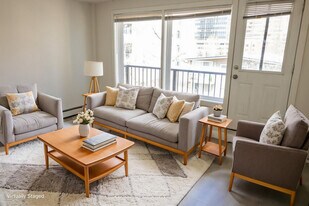 Merante Manor in Calgary, AB - Building Photo
