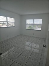 2555 NE 11th St, Unit 601 in Fort Lauderdale, FL - Building Photo - Building Photo