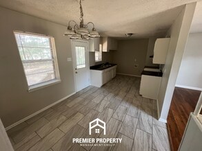 5605 Loch Lomond Rd in Memphis, TN - Building Photo - Building Photo