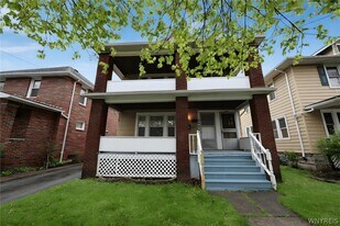 2463 South Ave in Niagara Falls, NY - Building Photo