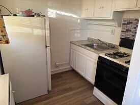 7137 Castor Ave, Unit 2nd Floor in Philadelphia, PA - Building Photo