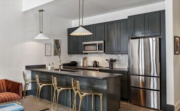 310 S Rampart St in New Orleans, LA - Building Photo - Building Photo