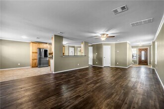 145 Housefinch Loop in Leander, TX - Building Photo - Building Photo