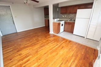 Sumner Avenue Apartments in Pittsburgh, PA - Building Photo - Building Photo