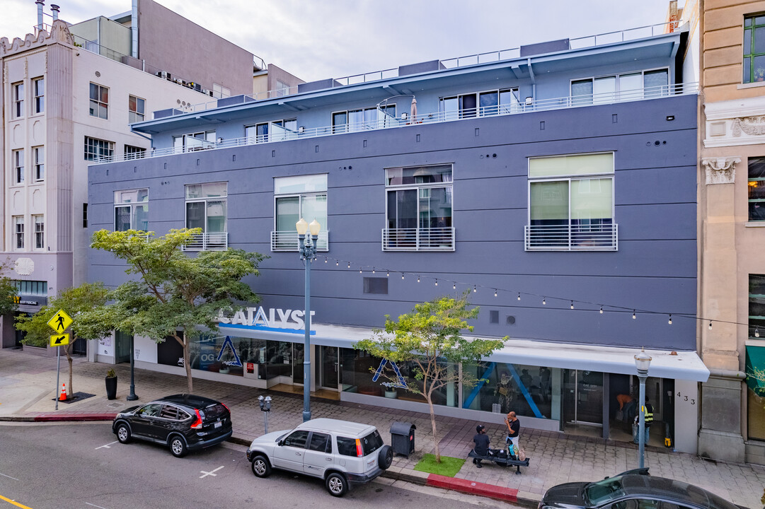 Newberry Building in Long Beach, CA - Foto de edificio