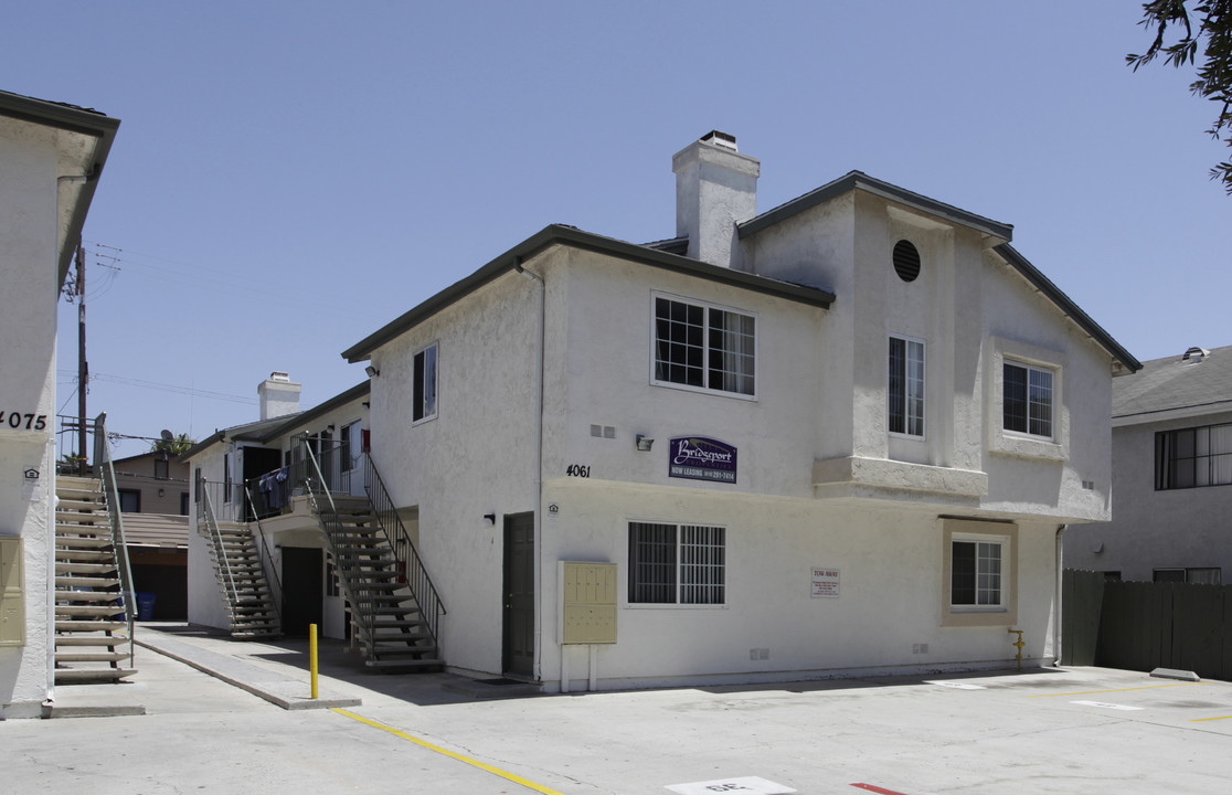 Bridgeport Apartments in San Diego, CA - Building Photo