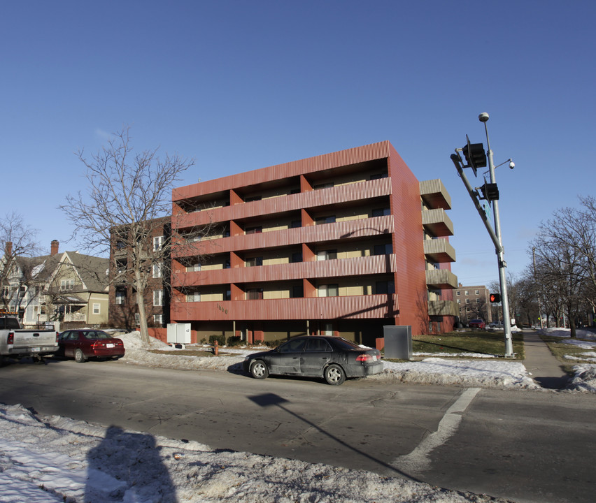 1660 G St in Lincoln, NE - Foto de edificio