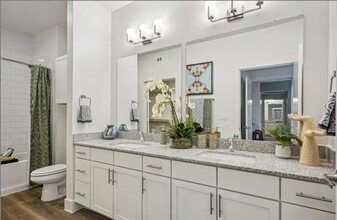 461 E Lamar St in McKinney, TX - Building Photo - Building Photo