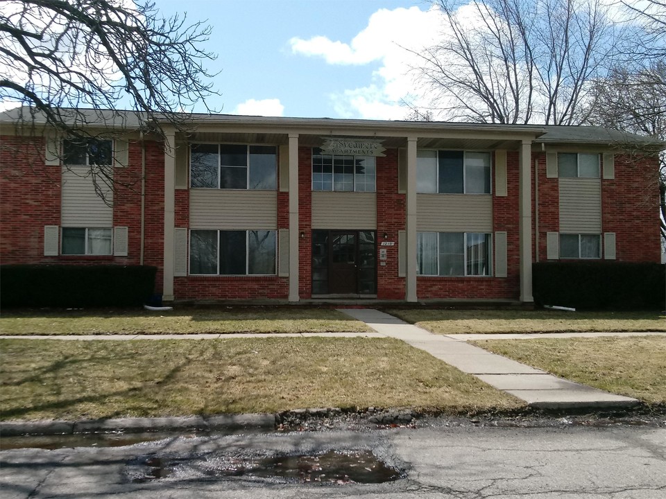 1213 Sycamore St-Unit -Unit 203 in Wyandotte, MI - Building Photo