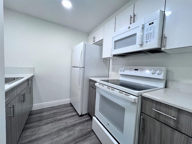 property at 1196 NW 40th Ave
