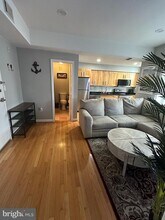 314 V St NE in Washington, DC - Foto de edificio - Building Photo