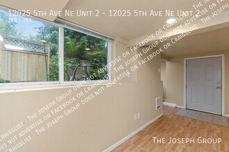 12025 5th Ave NE in Seattle, WA - Building Photo - Building Photo