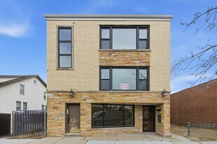 5915 N Milwaukee Ave in Chicago, IL - Building Photo