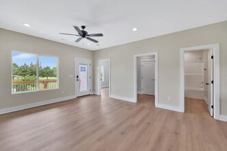 317 Turnpike Rd in Andover, KS - Building Photo - Building Photo
