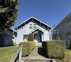 1711 S 9th St in Tacoma, WA - Building Photo
