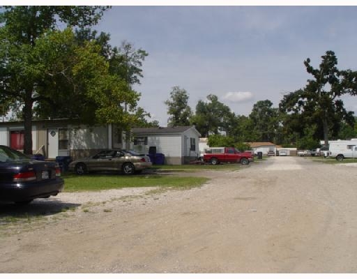 598 S Post Oak Rd in Sulphur, LA - Building Photo - Building Photo