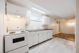 2853 McCallum Rd in Abbotsford, BC - Building Photo