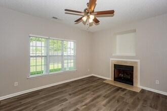 1938 Olsen Ln in Charlotte, NC - Building Photo - Building Photo