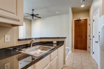 713 Grainger St in Fort Worth, TX - Building Photo - Building Photo