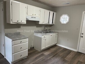 525 E Central Ave in Griffin, GA - Building Photo - Building Photo