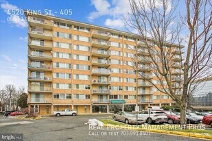 4520 King St in Alexandria, VA - Building Photo