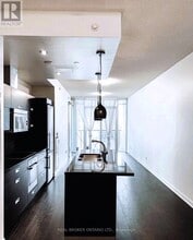 88 Park Lawn Rd in Toronto, ON - Building Photo - Building Photo