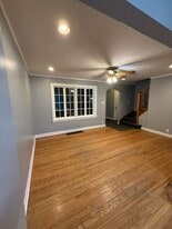 6316 S Kenneth Ave, Unit 1st Floor in Chicago, IL - Building Photo