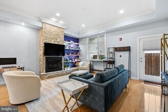1535 Fairmount Ave in Philadelphia, PA - Building Photo - Building Photo