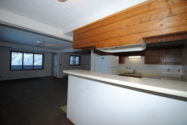 795 Keeling Rd in North Pole, AK - Building Photo - Building Photo