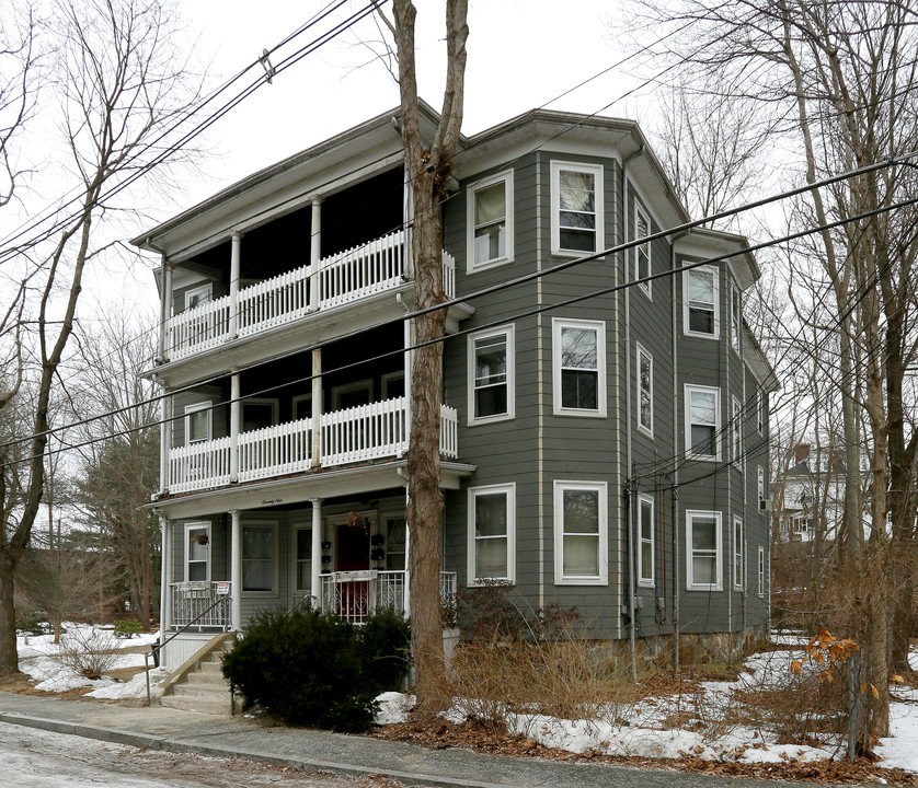 79 Ellsworth St in Brockton, MA - Foto de edificio