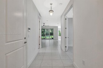 12756 SW Clear Water Way in Port St. Lucie, FL - Building Photo - Building Photo