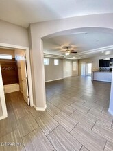 12613 Blue Heron Dr in El Paso, TX - Building Photo - Building Photo