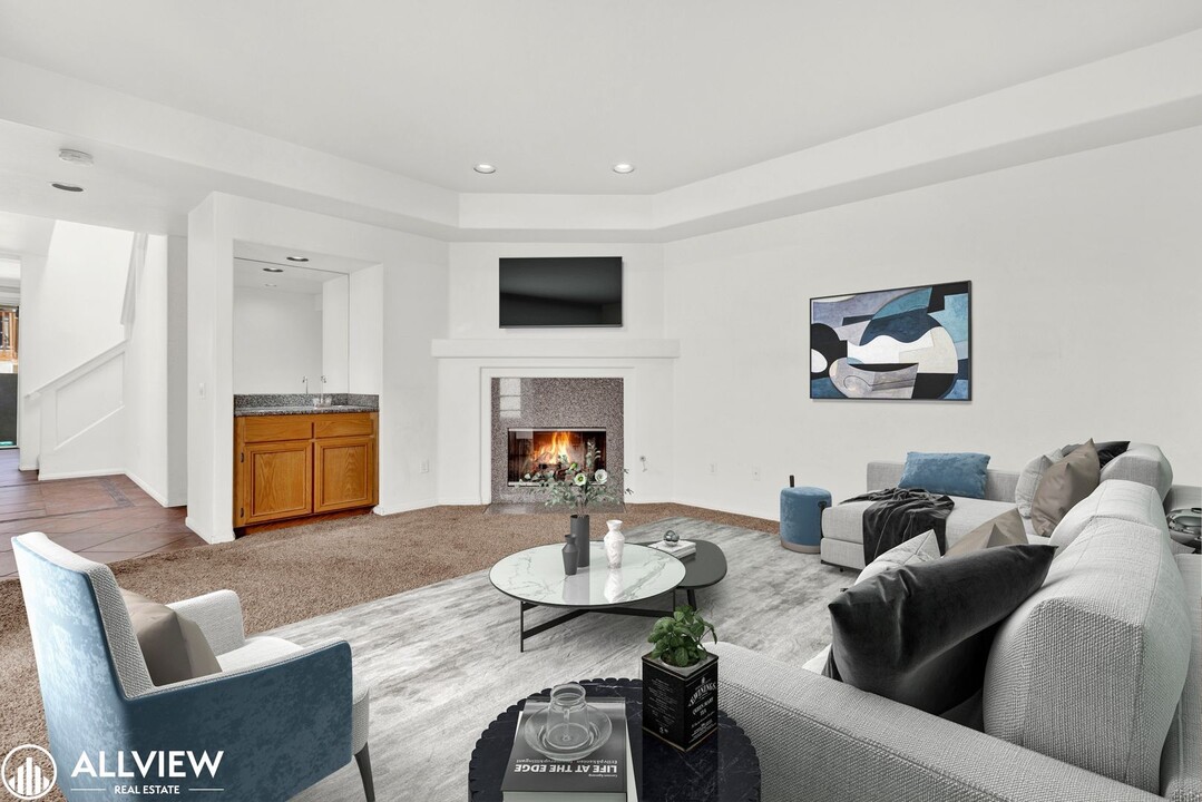 1419 Hornblend St in San Diego, CA - Building Photo