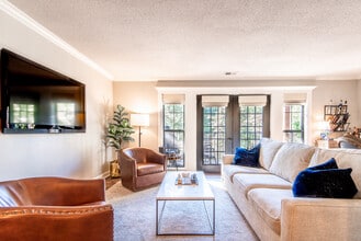 4727 Jarboe St in Kansas City, MO - Foto de edificio - Building Photo