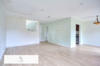 1304 S Diamond Bar Blvd in Diamond Bar, CA - Building Photo - Building Photo