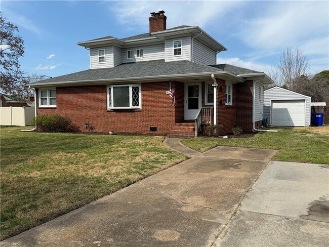 5916 Lathan Rd in Norfolk, VA - Building Photo - Building Photo