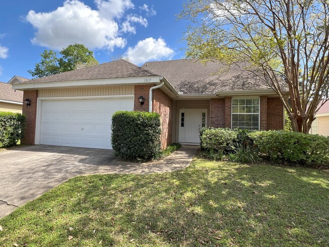 property at 1517 Applewood Way