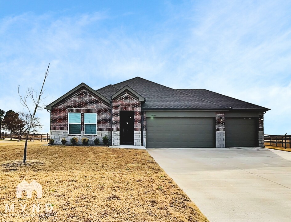 28180 E 115 St S in Coweta, OK - Building Photo