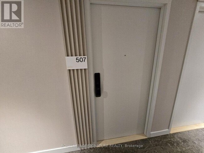 28 Ann St in Mississauga, ON - Building Photo - Building Photo