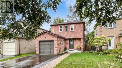 52 Radford Dr in Ajax, ON - Building Photo - Building Photo