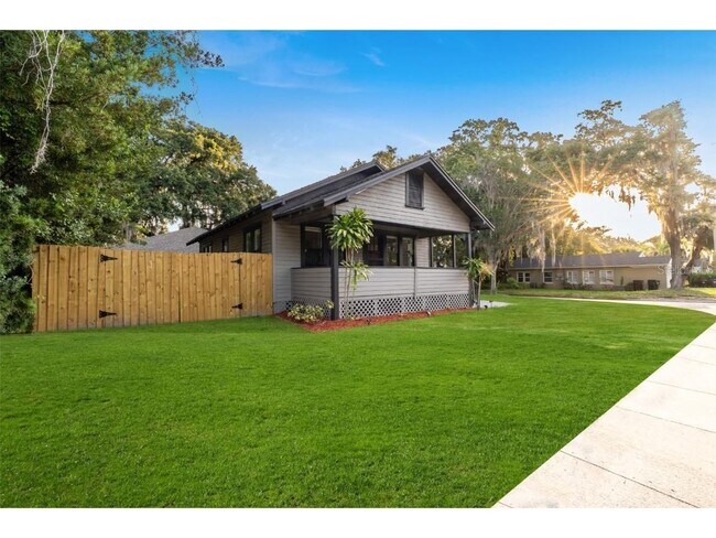 property at 205 W Princeton St