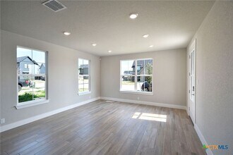 414 Alexander Ave in New Braunfels, TX - Building Photo - Building Photo
