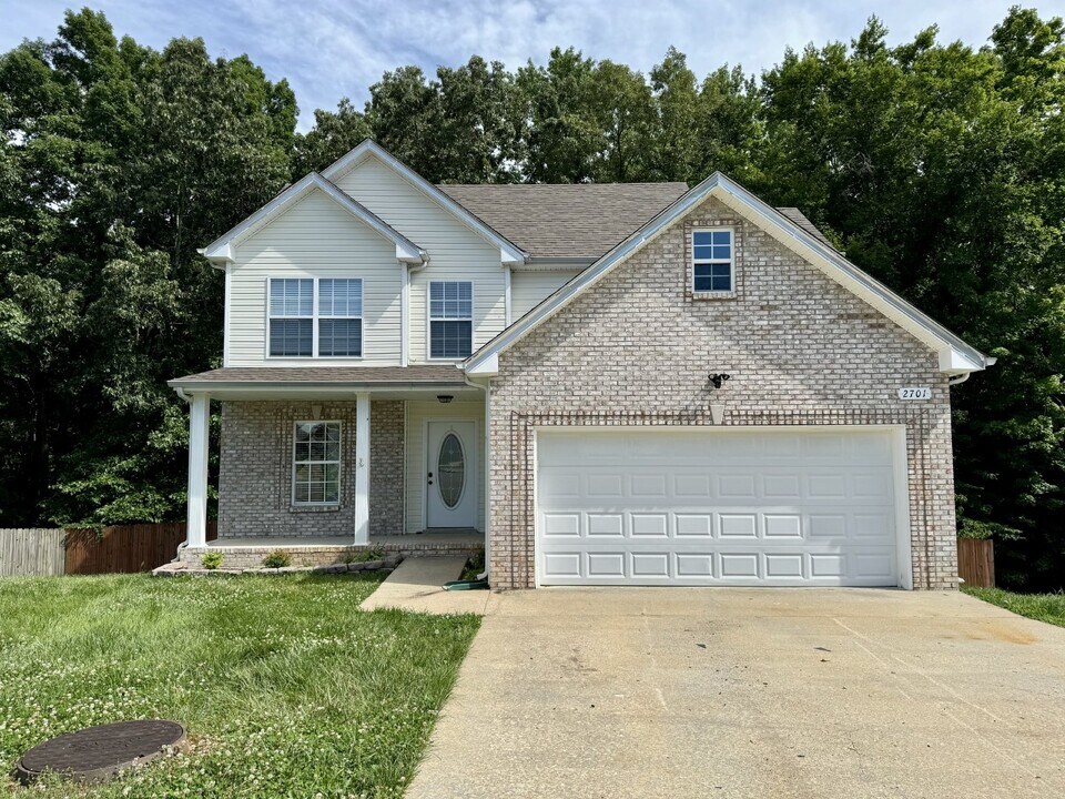 2701 Hidden Ridge Ct in Clarksville, TN - Building Photo