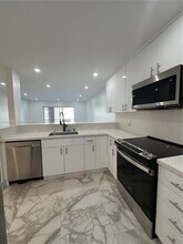 4100 N 58th Ave in Hollywood, FL - Building Photo - Building Photo