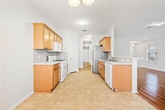 2209 Pearson Way in Round Rock, TX - Foto de edificio - Building Photo