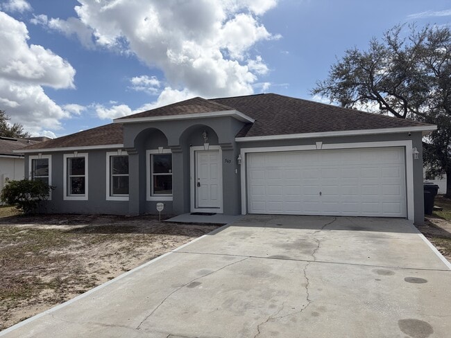 property at 565 Eagle Ct