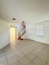 16500 SW 37th St in Miramar, FL - Building Photo - Building Photo
