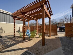 2512 Durwood St in Austin, TX - Building Photo - Building Photo