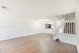 10701 NW 14th St in Plantation, FL - Building Photo - Building Photo