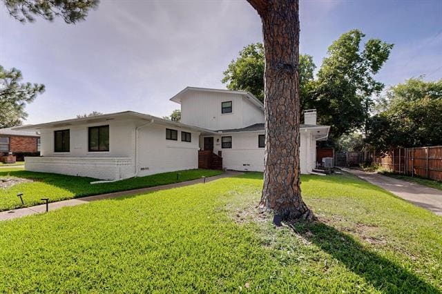 6549 St Moritz Ave in Dallas, TX - Building Photo - Building Photo
